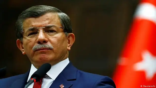 Davutoğlu harekete geçti! İşte yeni parti için atılan adım