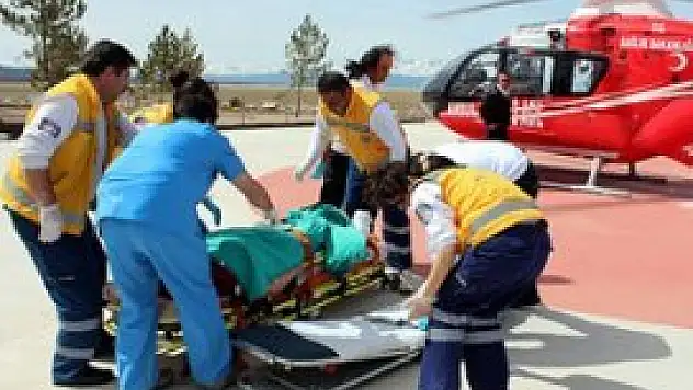 Hava ambulansıyla Meram Tıp'a sevk edildi