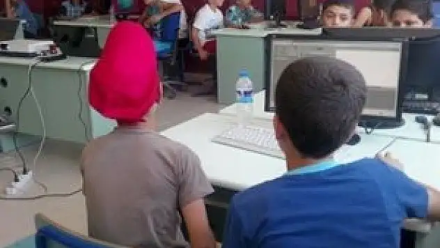 Mardinli çocuklar oyun yazdı