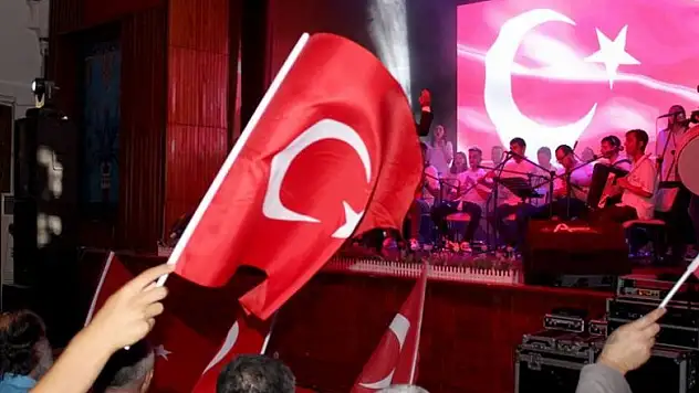 Balkanlı öğrencilerin 'Rumeli Orkestrası' ilgi gördü