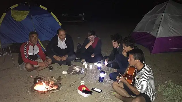 Seydişehirli öğrenciler hem okuyor hem geziyor