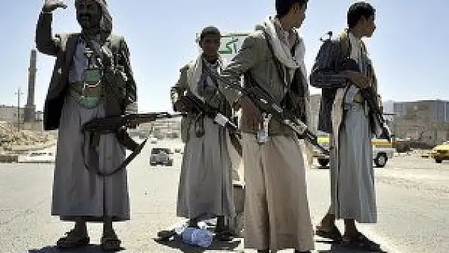 Cumhurbaşkanı danışmanının evini bastılar!