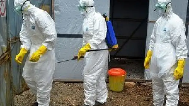 Ebola nedeniyle okullar açılamadı