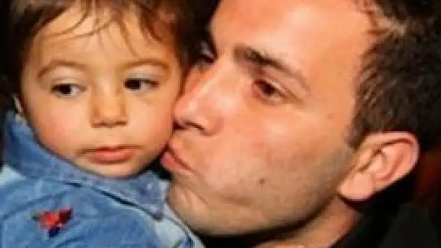 8'i de ailesine kavuştu, gözyaşları sel oldu