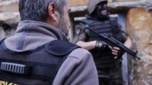 İstanbul'da uyuşturucu operasyonu: 30 gözaltı