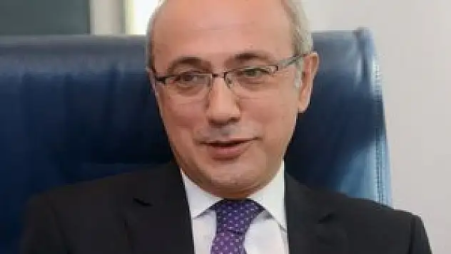 Elvan: Beyninizi birilerine kiralamayı bırakın