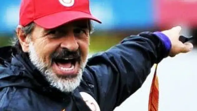 Prandelli'den flaş Selçuk İnan kararı!