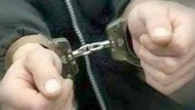 Türkiye'nin iade ettği 3 Fransız tutuklandı