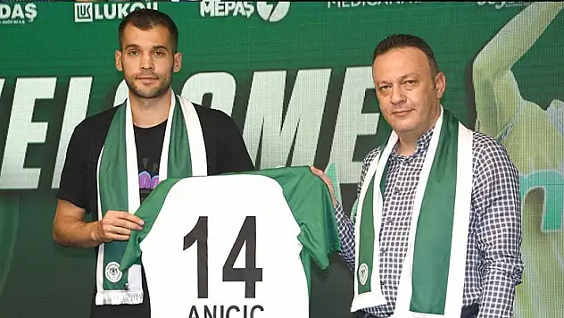 Anicic 14 numarayı giyecek