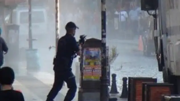 Diyarbakır'da satırlı meczup gerginliği