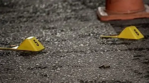 Diyarbakır'da polis aracına saldırı