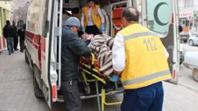 Kahraman polis çilingiri beklemedi