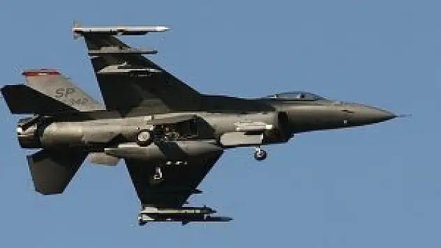 Danimarka IŞİD'e karşı 7 F-16 görevlendirecek