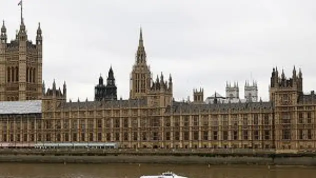 İngiltere Irak'taki IŞİD operasyonuna katılacak