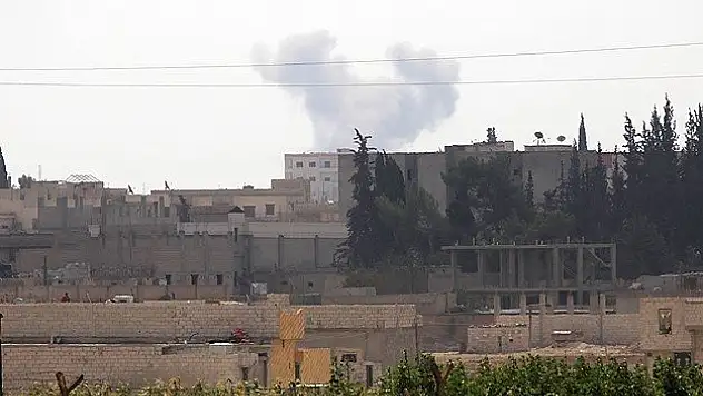 Kobani'den duman yükseliyor