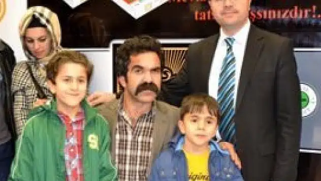 Çaycı Hüseyin Konya'da sevenleriyle buluştu