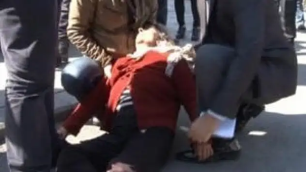 Barzani'yi Davutoğlu sanınca ortalığı birbirine kattı