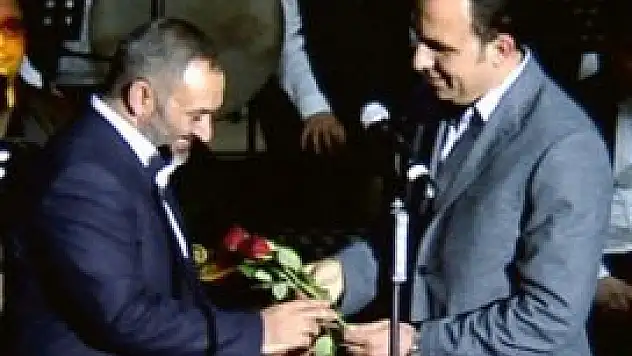 Kutlu Doğum coşkusu salona sığmadı