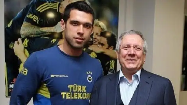 Paylaştığı fotoğraflar tercümanı yaktı