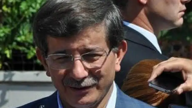 Davutoğlu milletvekilleriyle buluştu