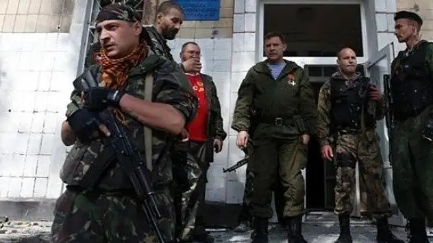 Okul bahçesine saldırı: 10 ölü