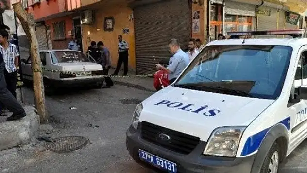 Komşuların park kavgası: 4 yaralı