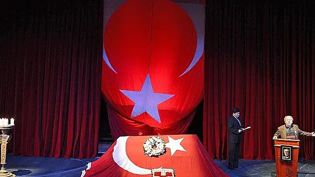 Ofluoğlu son yolculuğuna uğurlanıyor