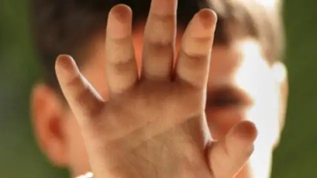 Ranzaya başı sıkışan çocuk öldü