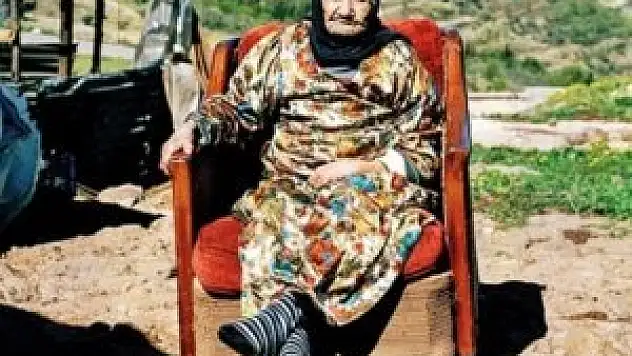 Ölürsek vatanımıza gömün