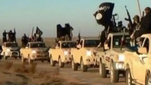 'El Nusra ve IŞİD, ABD'ye karşı birleşiyor'