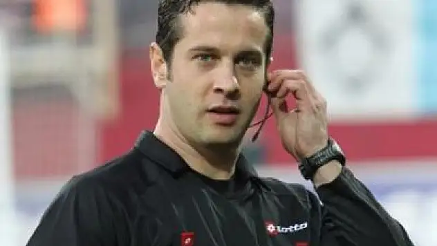 Derbinin hakemi Halis Özkahya