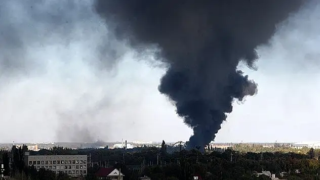 Donetsk havaalanında çatışmalar sürüyor