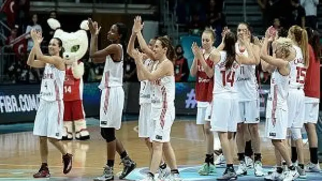 Potanın perileri yarı finalde