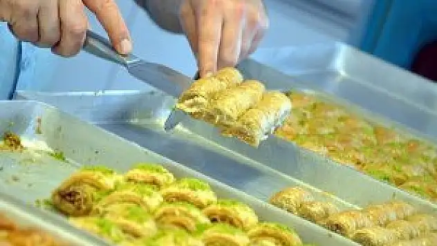 Baklavanın 4 dilimini enflasyon yedi