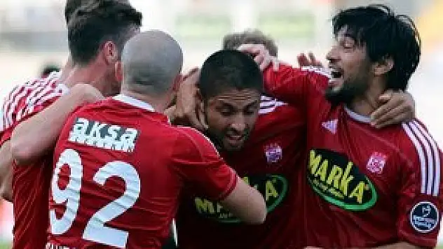 Sivasspor sahasında galip