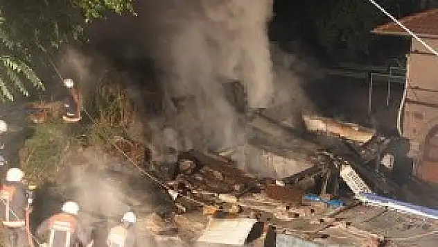 Ankara'da 10 işyeri yandı