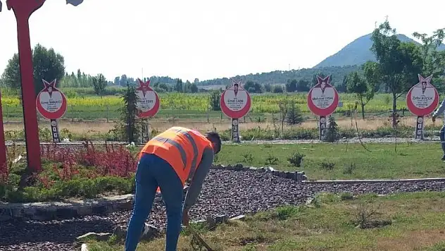 'Denetimli Serbestlik Temiz Çevre Projesi' ile yükümlüler çevre temizliği yaptılar