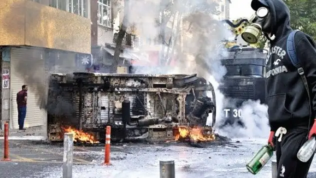 Gezi ruhlu Kobani sabotajı: 12 ölü