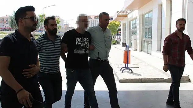 Eski eşini öldürmeye giderken yakalandığı ileri sürülen şahıs adliyeye sevk edildi