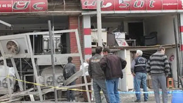 Buhar kazanı patladı: 3 yaralı