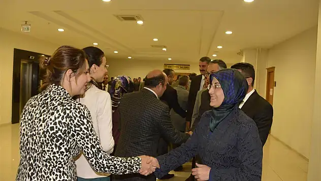 Toru çalışanlarıyla bayramlaştı