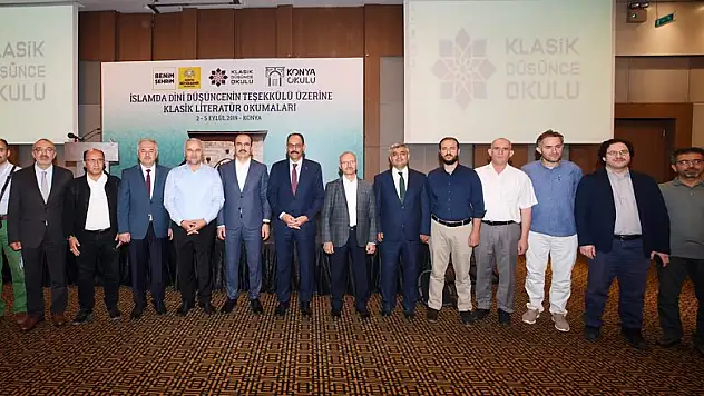 Klasik literatür okumaları programı Konya'da yapılıyor