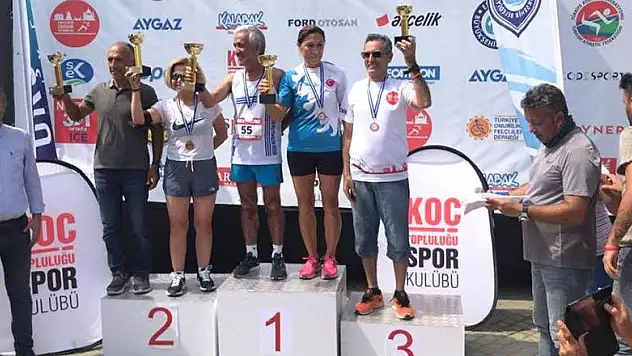 Seyfi Atamer yarı maraton şampiyonu oldu