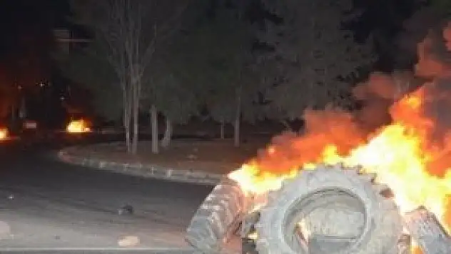 Şanlıurfa'da 3 okul yakıldı: 40 gözaltı