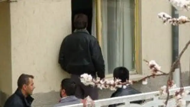 Haber alınamıyordu, ölü bulundu