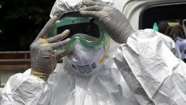 Paris'te Ebola alarmı