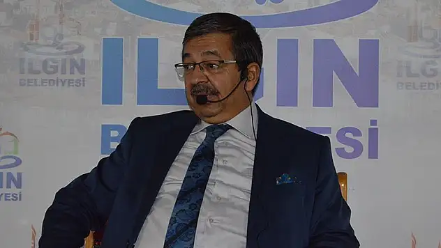 Hayati İnanç Ilgın'da 'Aile Medeniyeti ve Çocuk' konferansı verdi