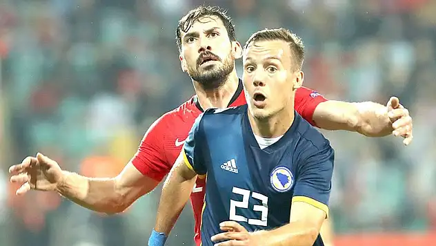 Konyasporlu Deni Milosevic Milli takımda 11'de başladı