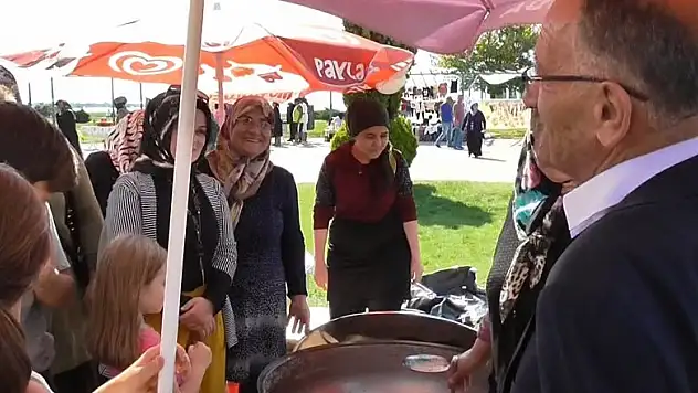 Başkan Bayındır: 'Yeni neslimize de bu adetlerimizi öğretelim