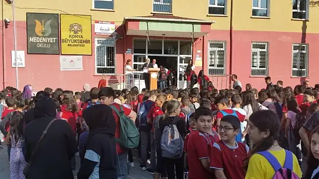 Kulu'da 7 bin 822 öğrenci ders başlı yaptı